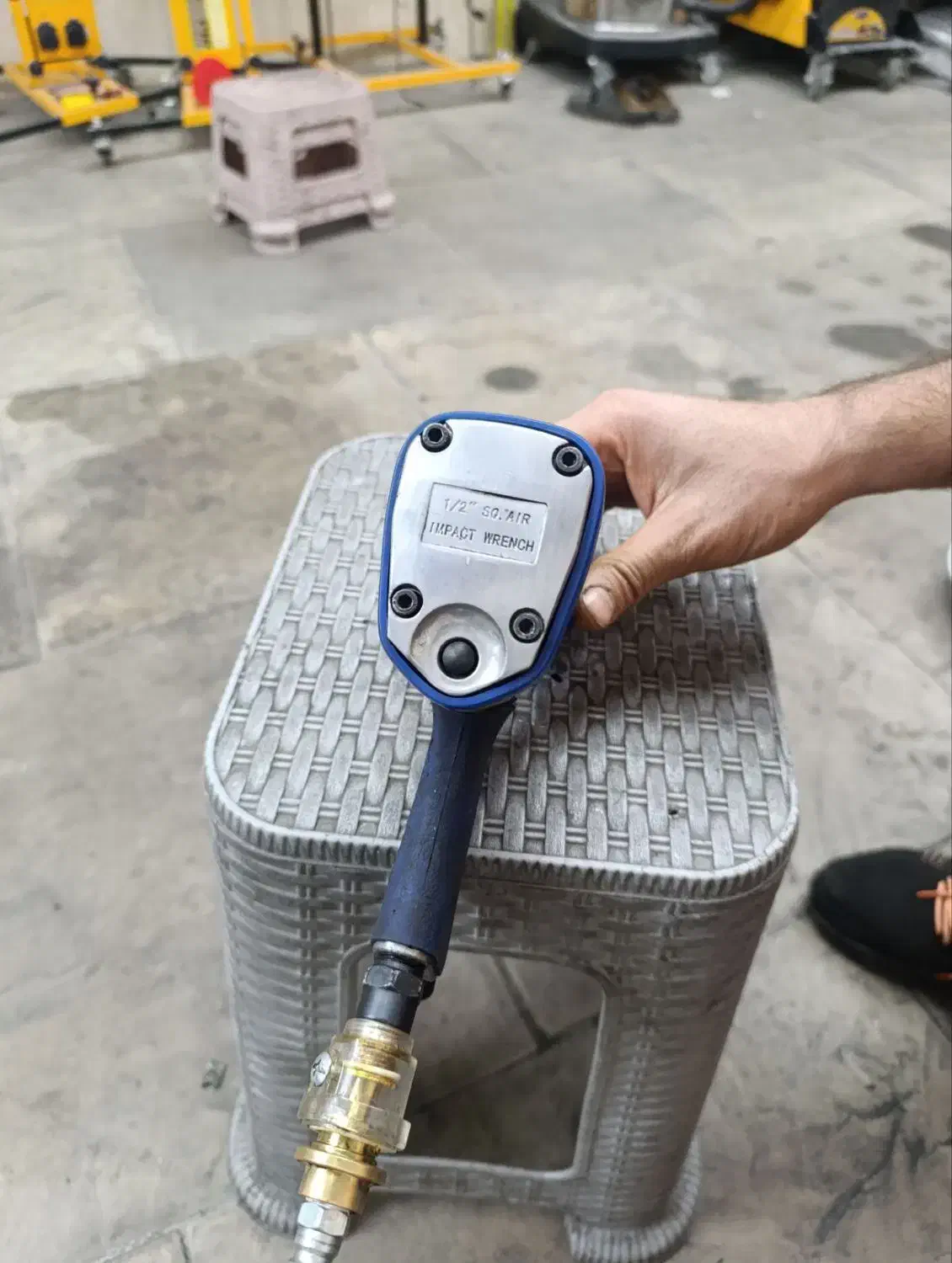 بکس بادی|ابزارآلات|تهران, خاک سفید|دیوار