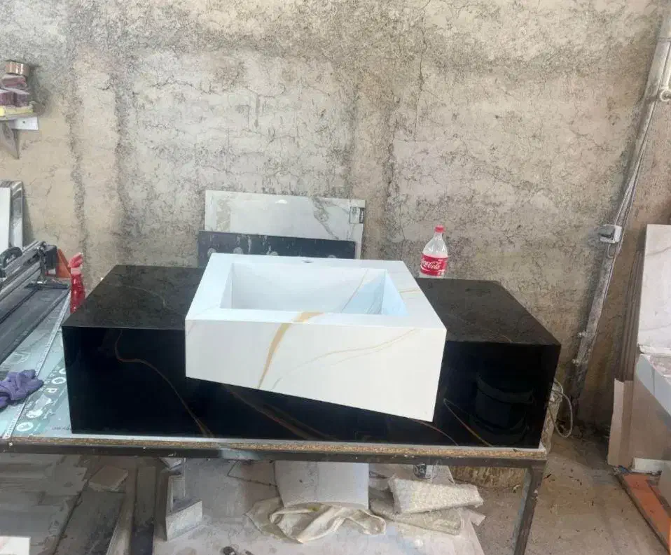 تولیدکننده روشویی های سرامیکی|لوازم سرویس بهداشتی|کرمان, |دیوار