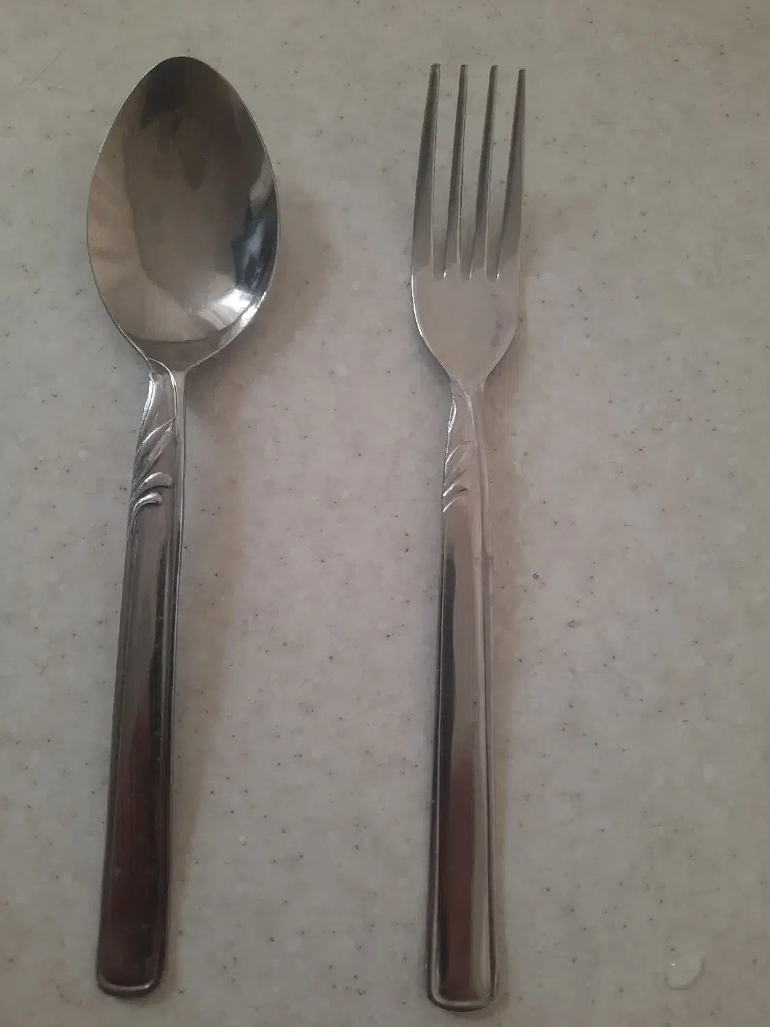 قاشق چنگال|سفره، حوله، دستمال آشپزخانه|یزد, |دیوار