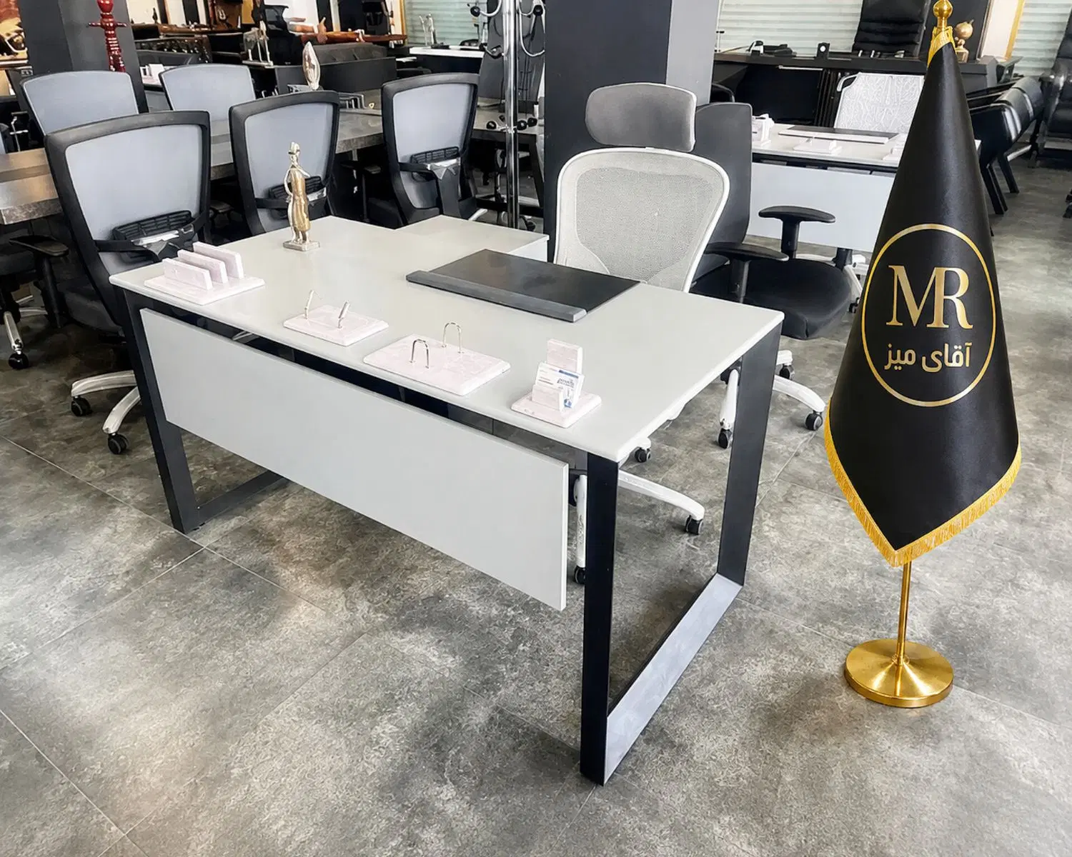 میز اداری پایه فلزی کد mr 400|دفتر کار|تهران, توحید|دیوار