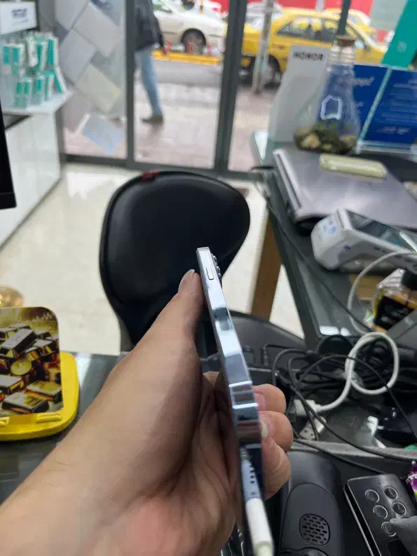 13 pro max|موبایل|رشت, سعدی (تختی)|دیوار