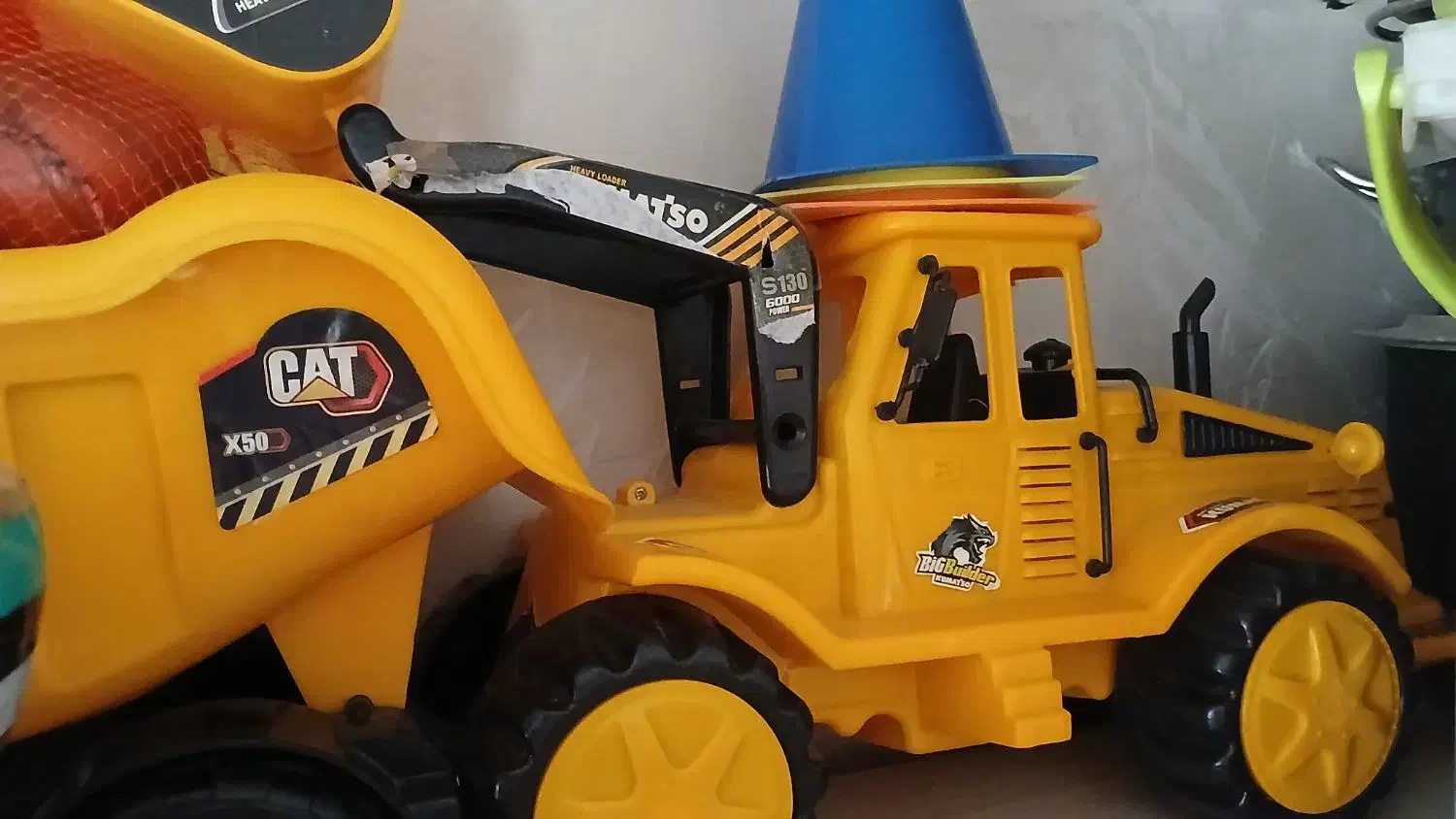 کامیون وجرثقیل اسباب بازی تحمل وزن تا ۷۰|اسباب‌بازی بچه|رباط‌کریم, رباط‌کریم|دیوار