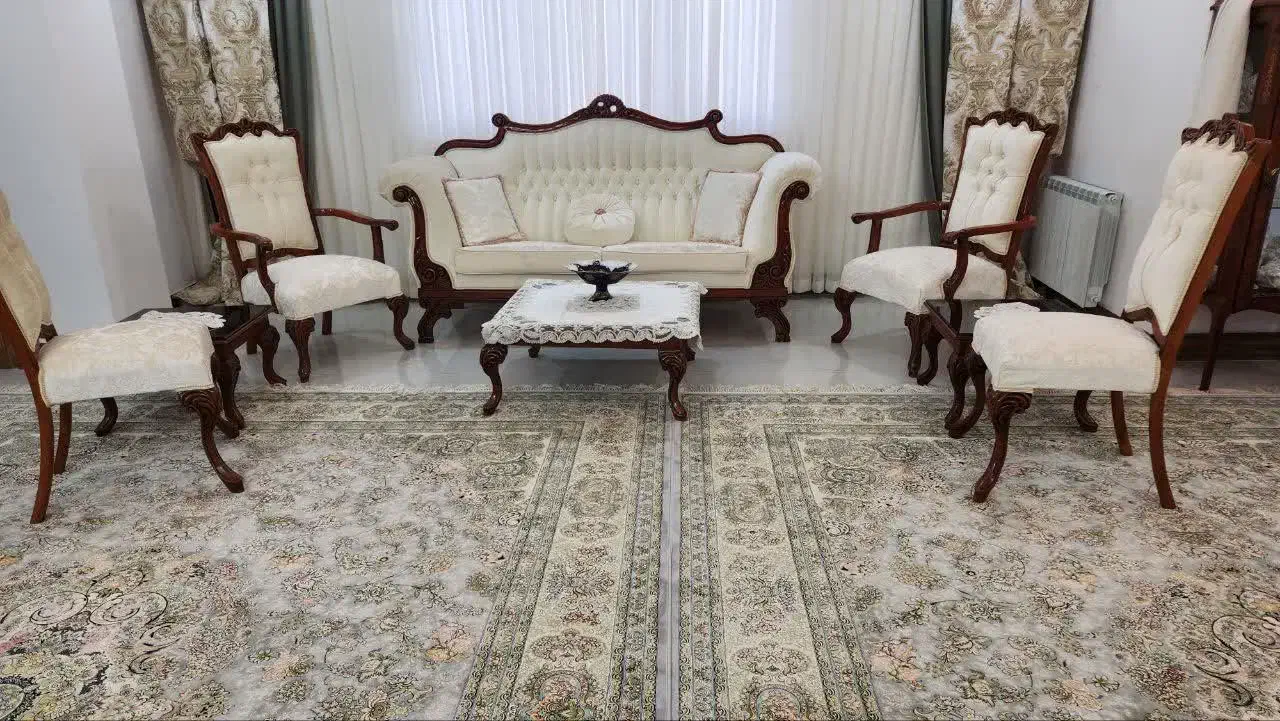 مبل کلاسیک ۹ نفره در حد نو|مبلمان خانگی و میز عسلی|بابل, |دیوار