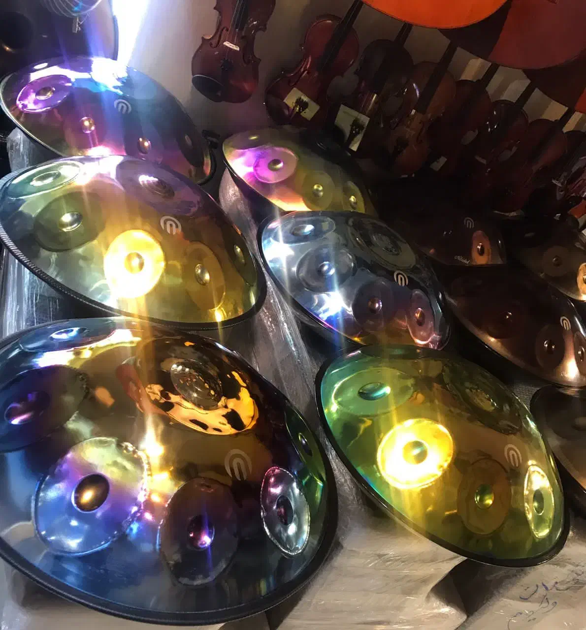 هنگ درام هفت رنگ تیتانیوم آرشا گالری موسیقی آرتیا|درام و پرکاشن|لاهیجان, انقلاب|دیوار