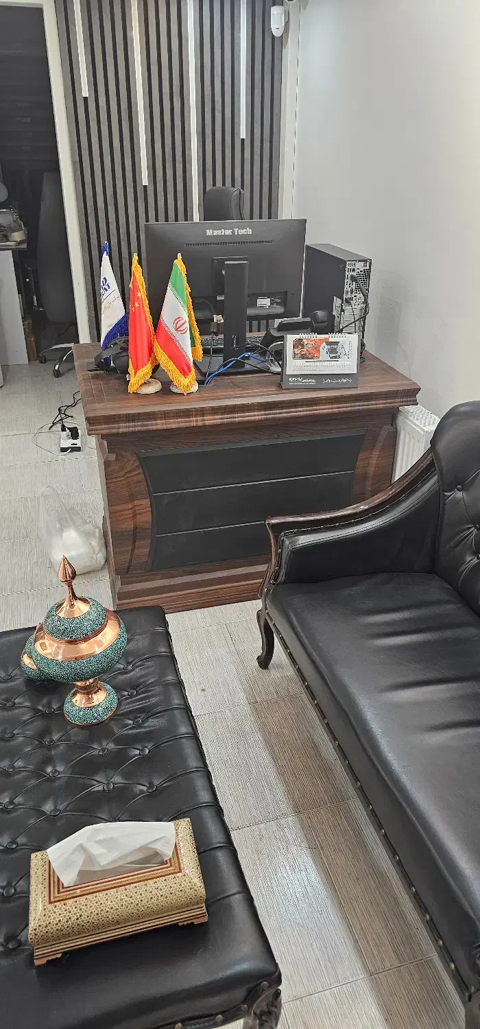 نیم ست و مبلمان اداری دست دوم|مبلمان اداری|اصفهان, چرخاب|دیوار