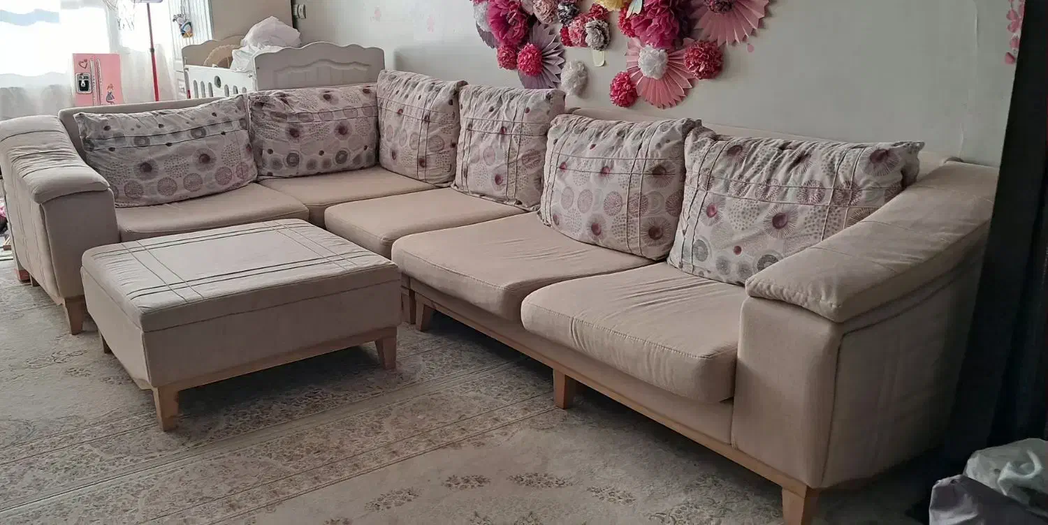 مبل ال تمیز با پاف در حد نو و راحت|مبلمان خانگی و میز عسلی|تهران, مدائن|دیوار