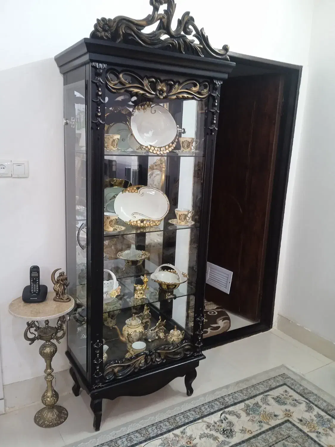 لوازم خانه|بوفه، ویترین، کنسول|تربت‌حیدریه, کلاته توکلی|دیوار