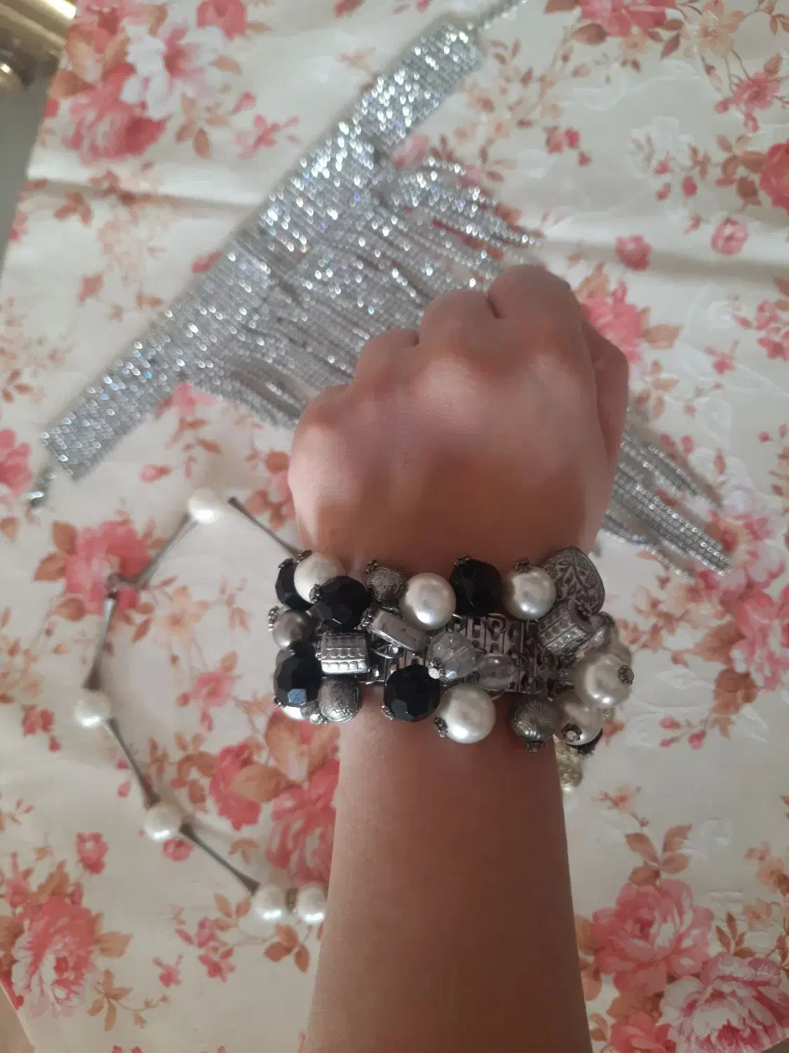 اکسسوری|زیورآلات و اکسسوری|رودهن, |دیوار