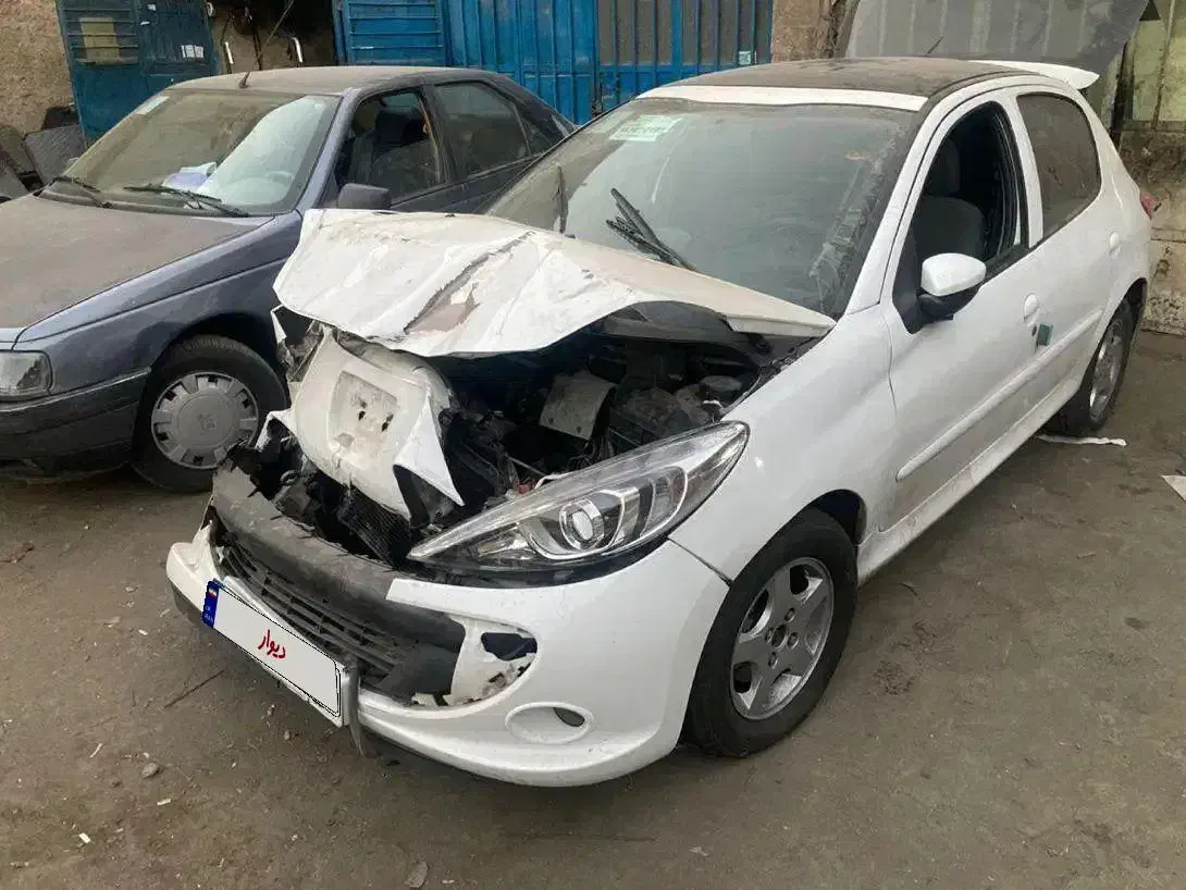 ۲۰۷ پانوراما ۱۴۰۰ تصادفی|خودرو سواری و وانت|تهران, شهرک صادقیه|دیوار