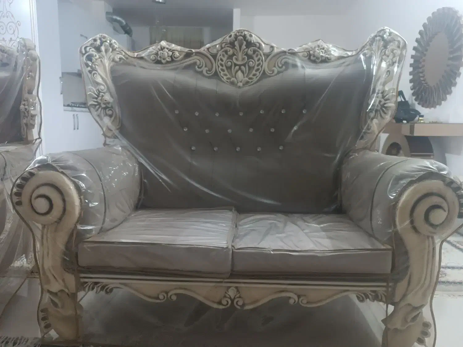 مبلمان تمام چوب (چوب بلوط)۷نفره|مبلمان خانگی و میز عسلی|مشهد, حضرت حجت|دیوار