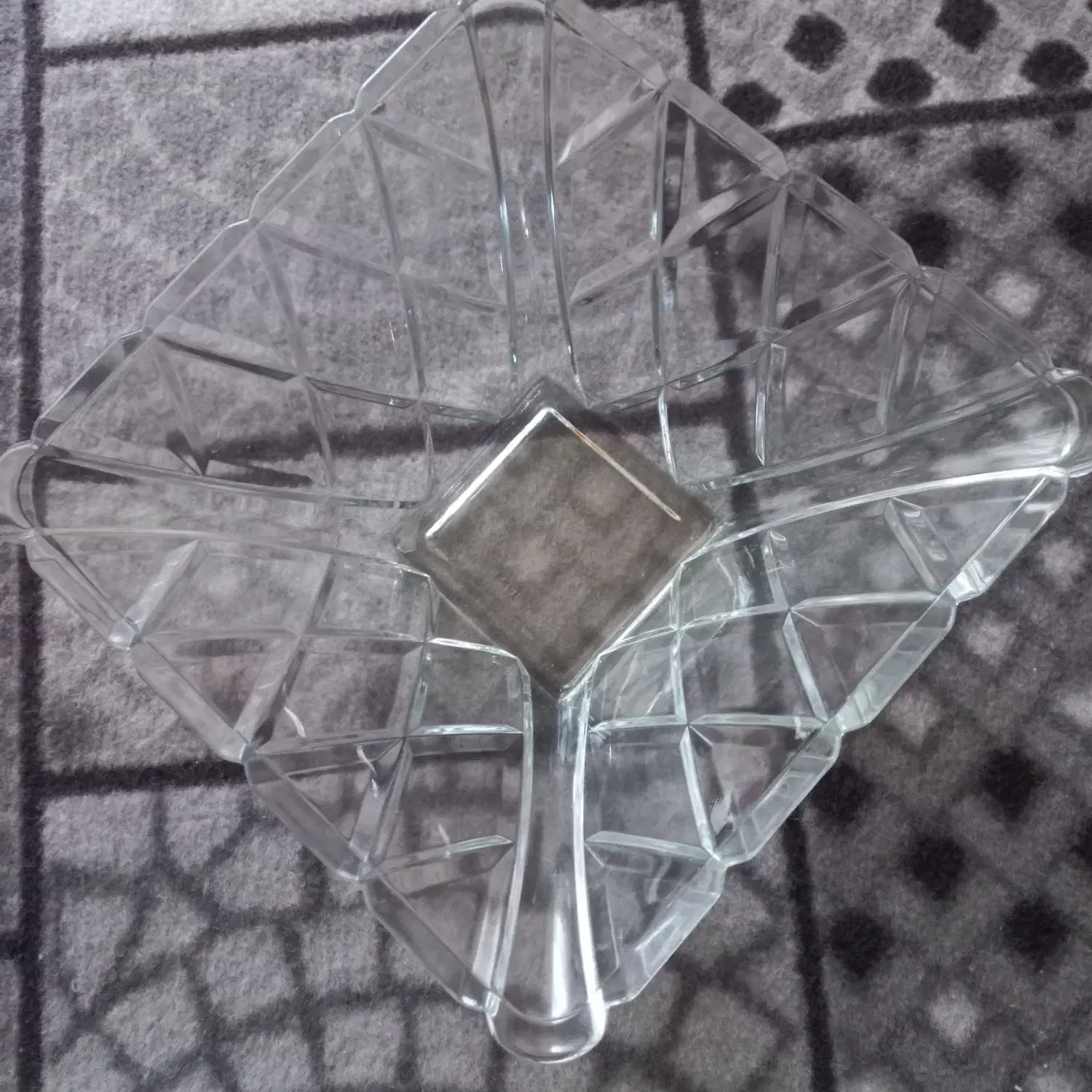 ۴ مدل ظرف بلوری|ظروف سرو و پذیرایی|قیدار, |دیوار