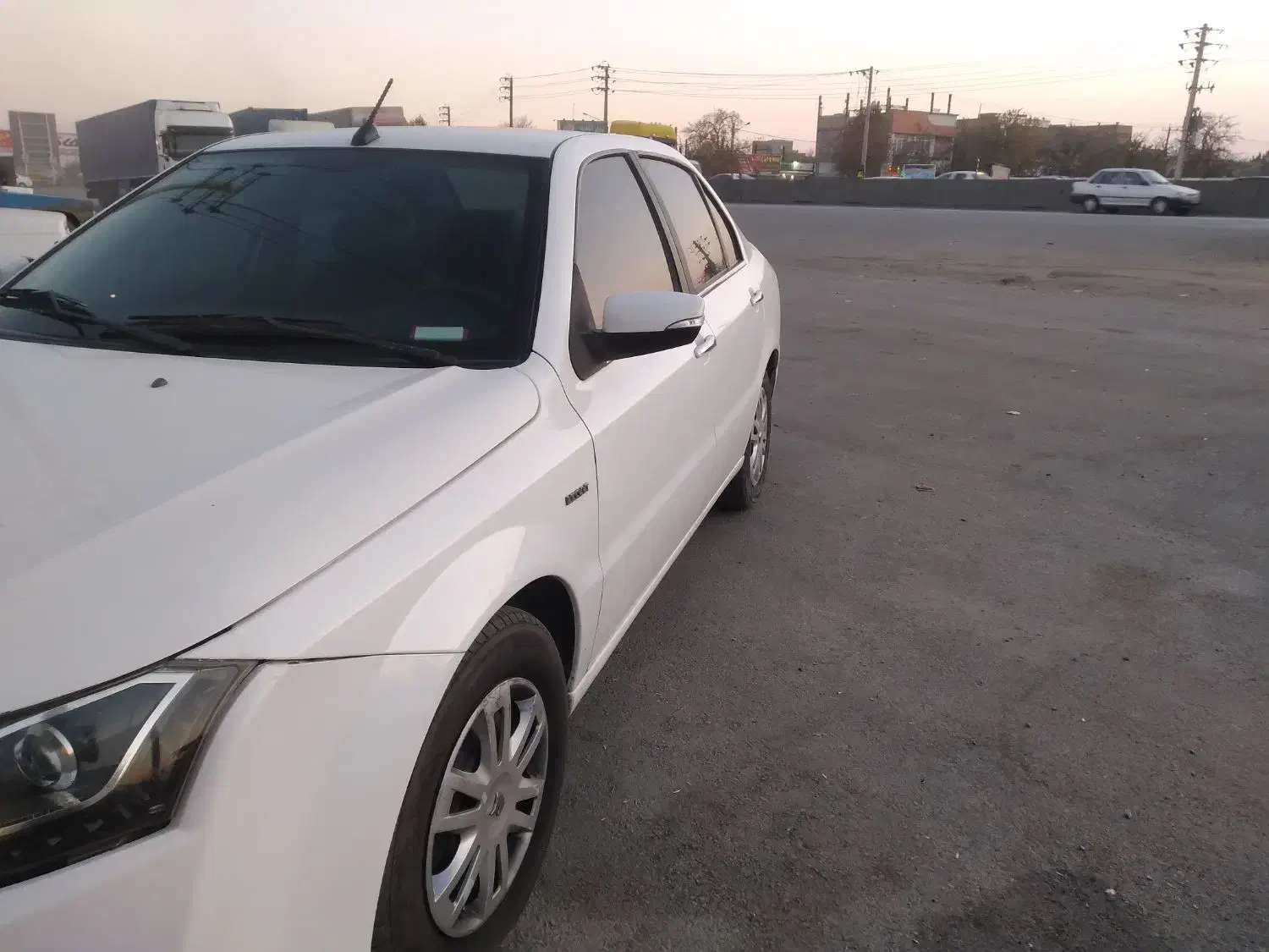 دنا معمولی مدل نود و هشت۹۸|خودرو سواری و وانت|مشهد, تبادکان|دیوار