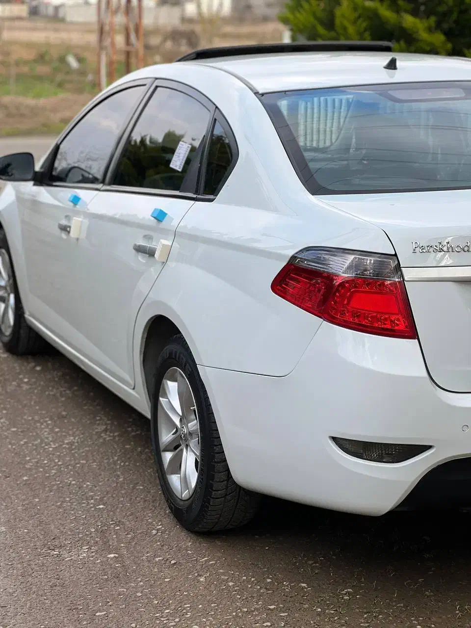 برلیانس ۳۳۰ بی رنگ بی ضربه مدل ۹۷|خودرو سواری و وانت|رشت, آتشگاه|دیوار