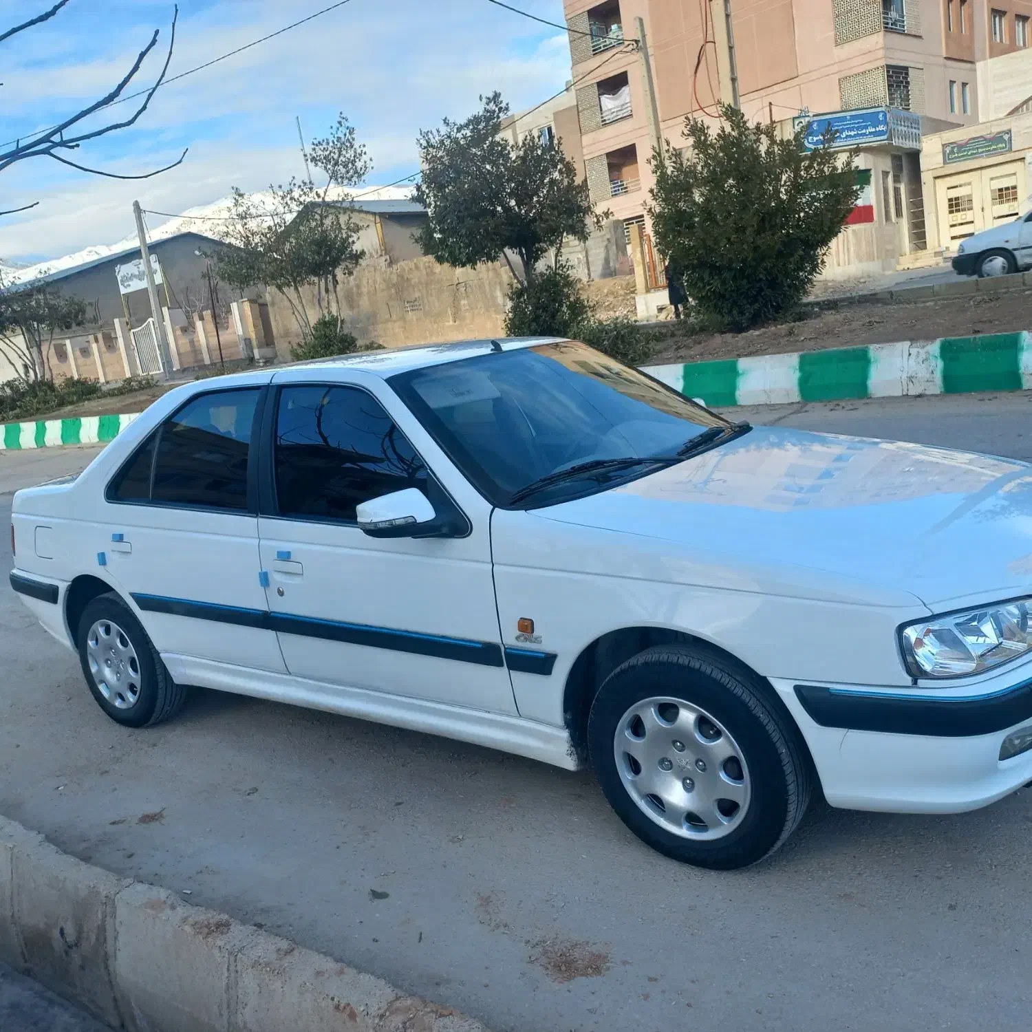 پژو پارس ۹۵ سفید|خودرو سواری و وانت|یاسوج, |دیوار