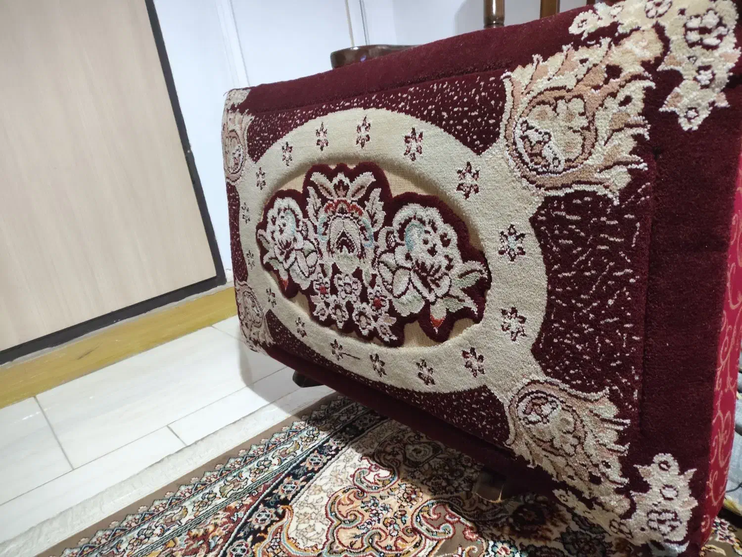 پشتی|پشتی|اسلام‌شهر, شهرک مفیدی|دیوار