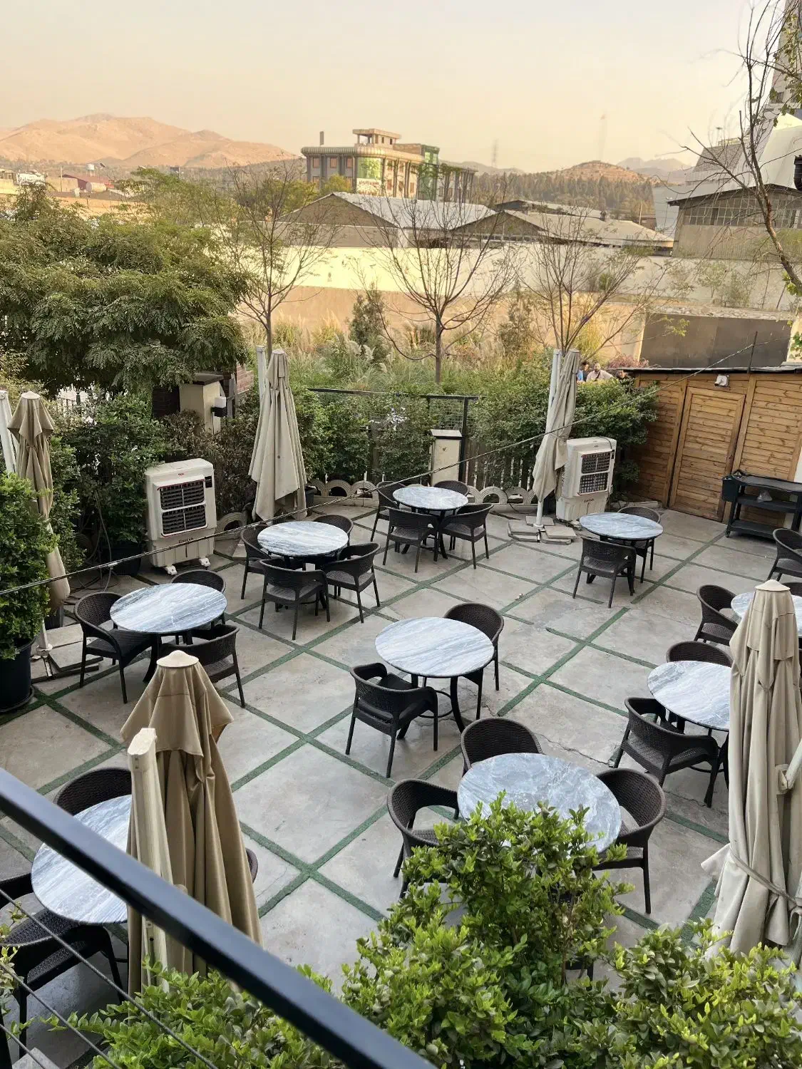 ویتر،ویترس،سالن کار،کارگرساده|استخدام خدمات فروشگاه و رستوران|تهران, تهرانپارس جنوبی|دیوار