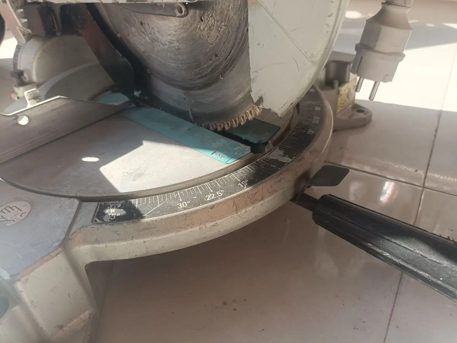 فارسی بر دوکاره ماکیتا LH1040 و میخکوب ماکیتا|ابزارآلات|یزد, |دیوار