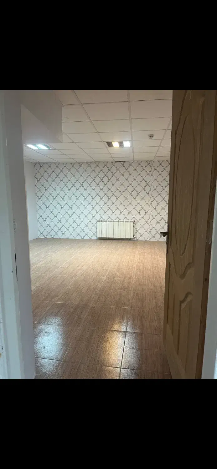 واحد تجاری واقع در ۲۴متری|اجارهٔ دفتر کار، اتاق اداری، مطب|سبزوار, کاشفی شمالی (دادگستری)|دیوار