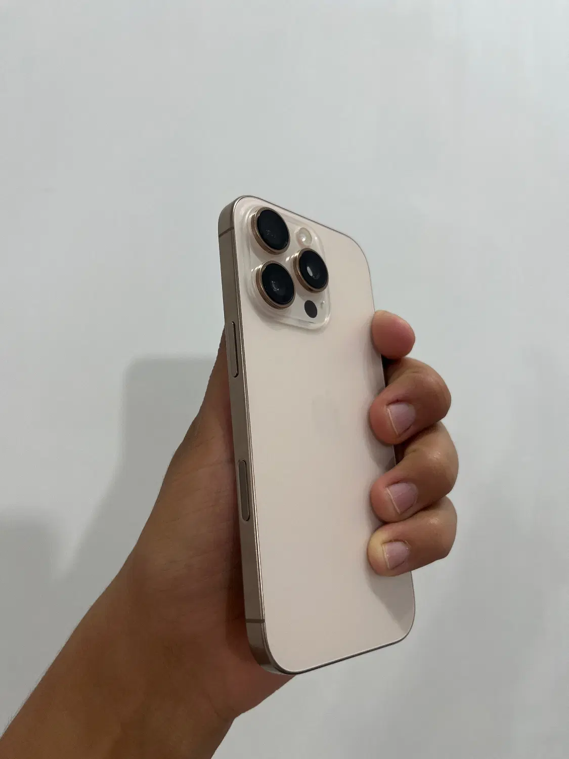 iPhone 16 pro|موبایل|ارومیه, |دیوار