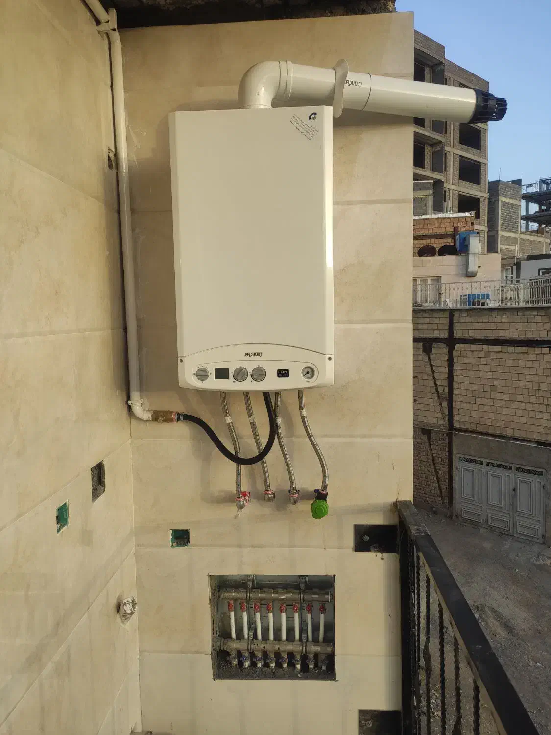 نمایندگی رسمی نصب و تعمیر پکیج دیواری|خدمات پیشه و مهارت|سنندج, |دیوار