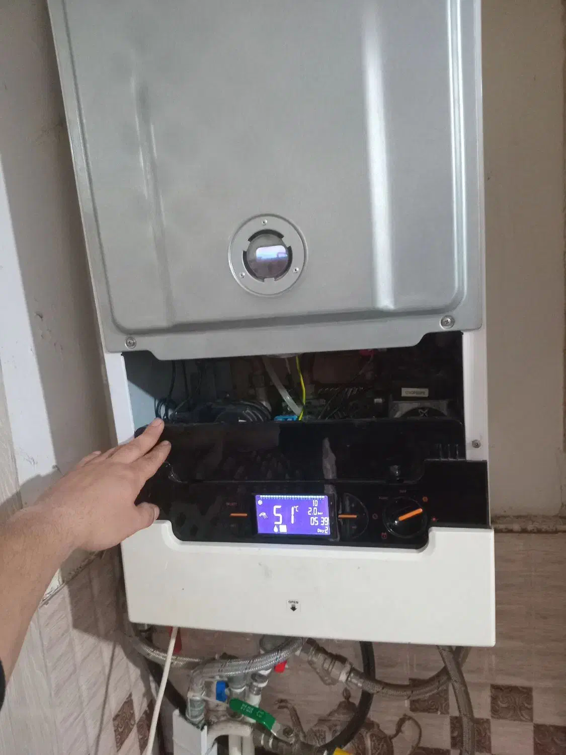 تعمیرات پکیج و کولر اسپیلت فوق تخصصی تضمینی|خدمات پیشه و مهارت|رشت, پل تالشان|دیوار