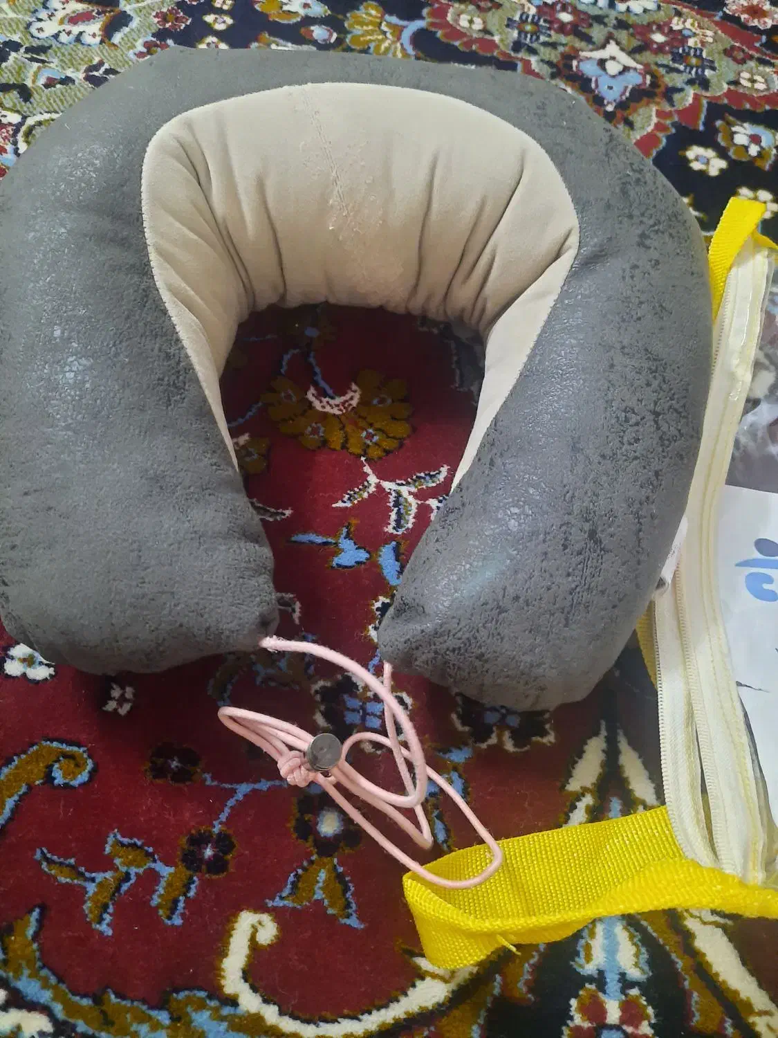 بالش گردنی نواصلااستفاده نشده|رختخواب، بالش، پتو|سمنان, |دیوار