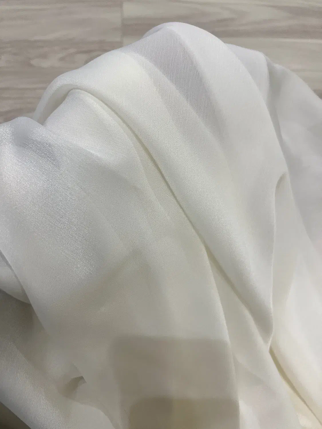 پرده کرپ حریر کاملا نو|پرده، رانر، رومیزی|آمل, |دیوار