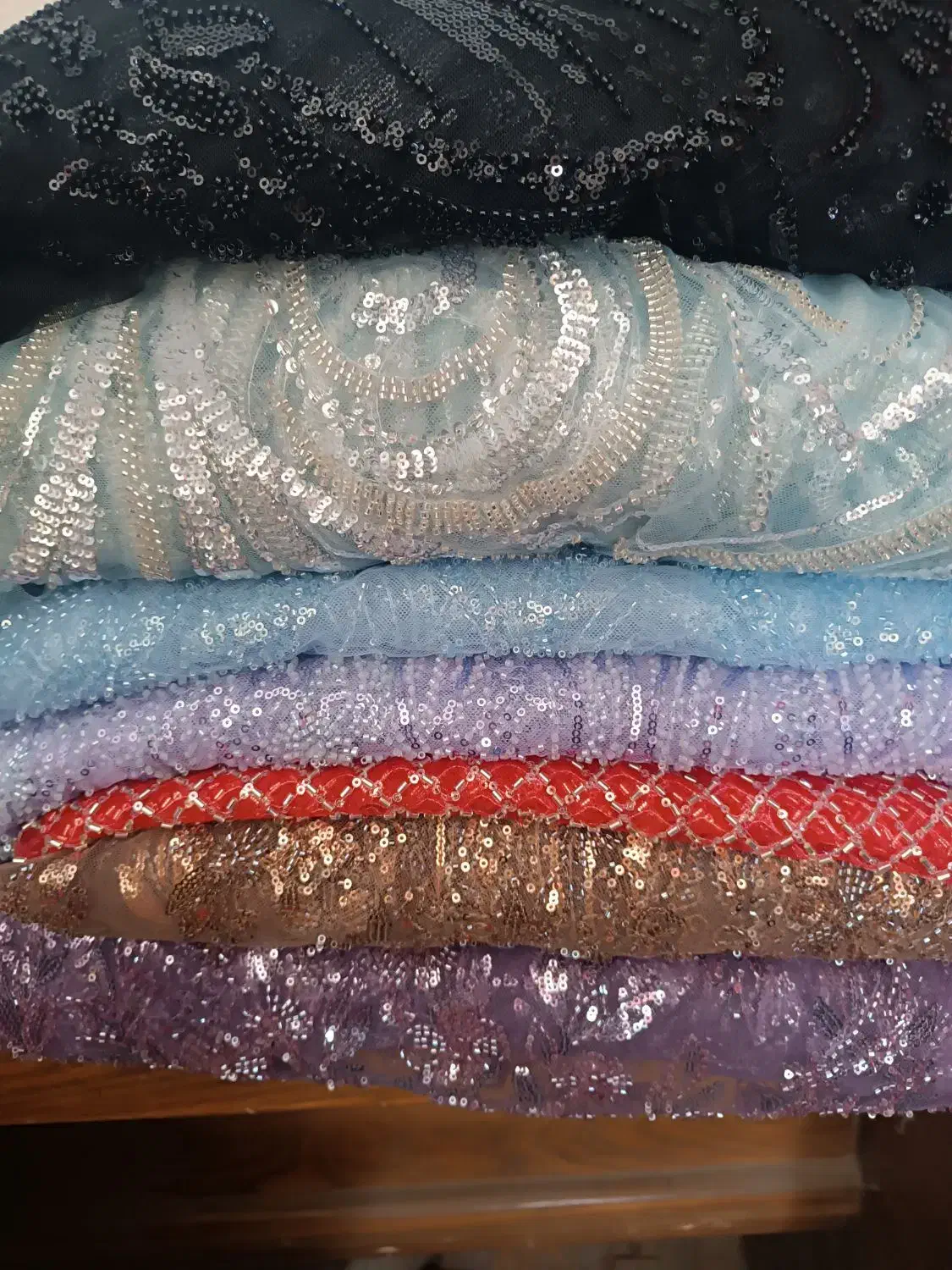 کارشده ب علت تغییر شغل|لباس|چهاربرج, |دیوار