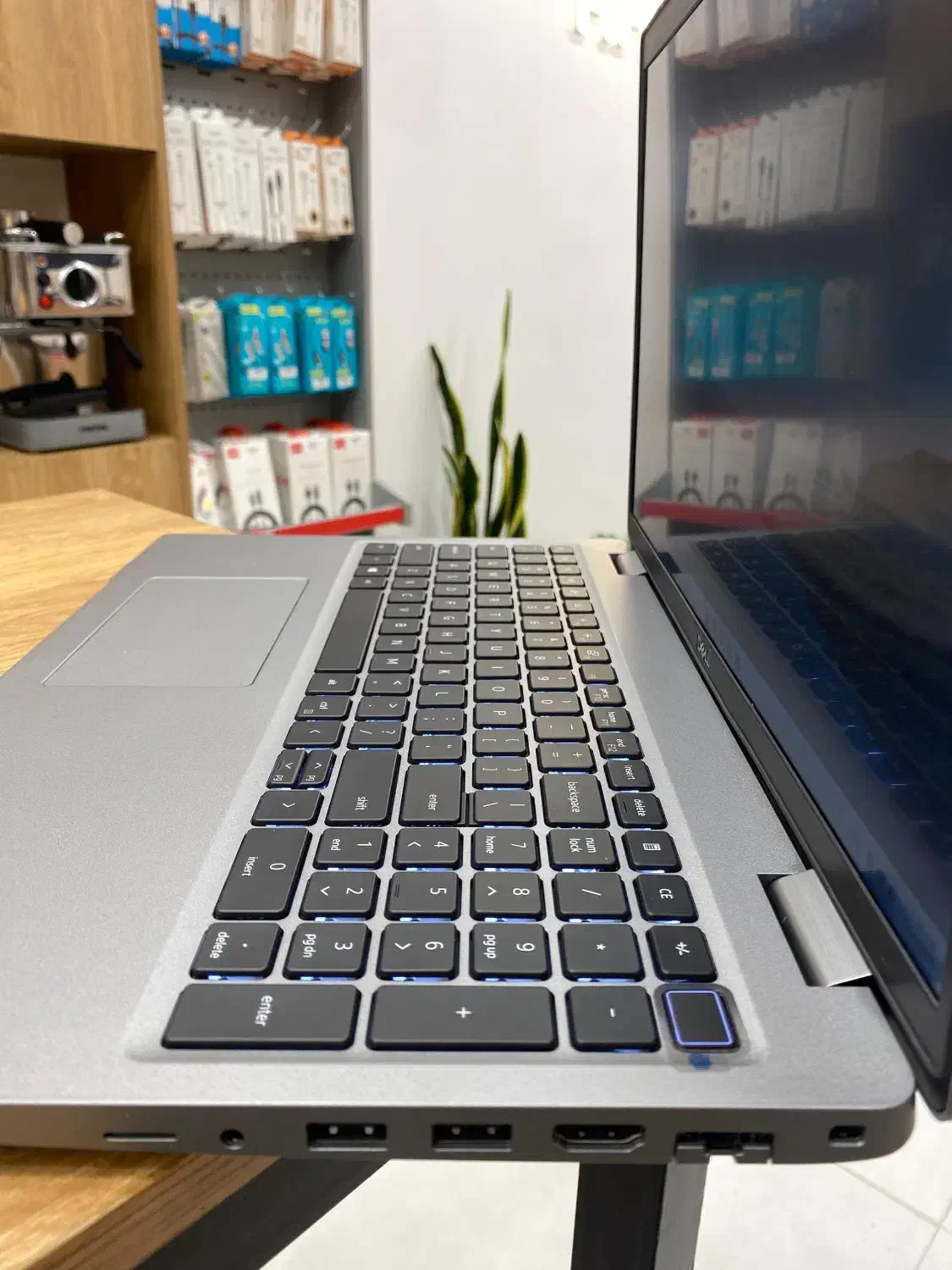 لپتاپ Dell 5520 - رم 16 - i7 - صفحه تاچ با گرافیک|رایانه همراه|قزوین, |دیوار