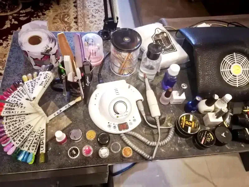 لوازم کاشن ناخن (بصورت یکجا) زیرقیمت|آرایشگاه و سالن‌های زیبایی|شاهین‌شهر, شهرک ردانی پور|دیوار