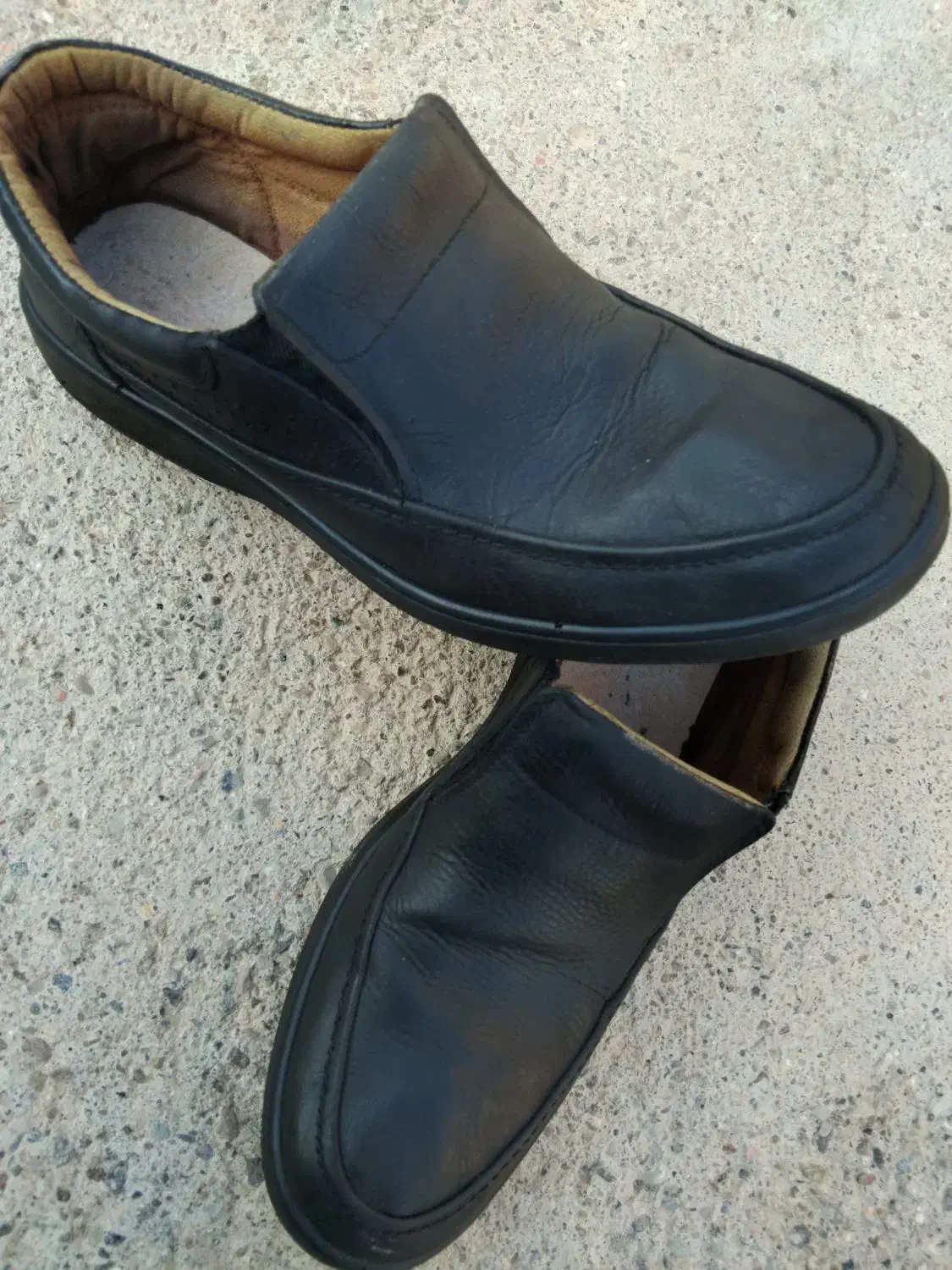 کفش|کیف، کفش، کمربند|زابل, |دیوار