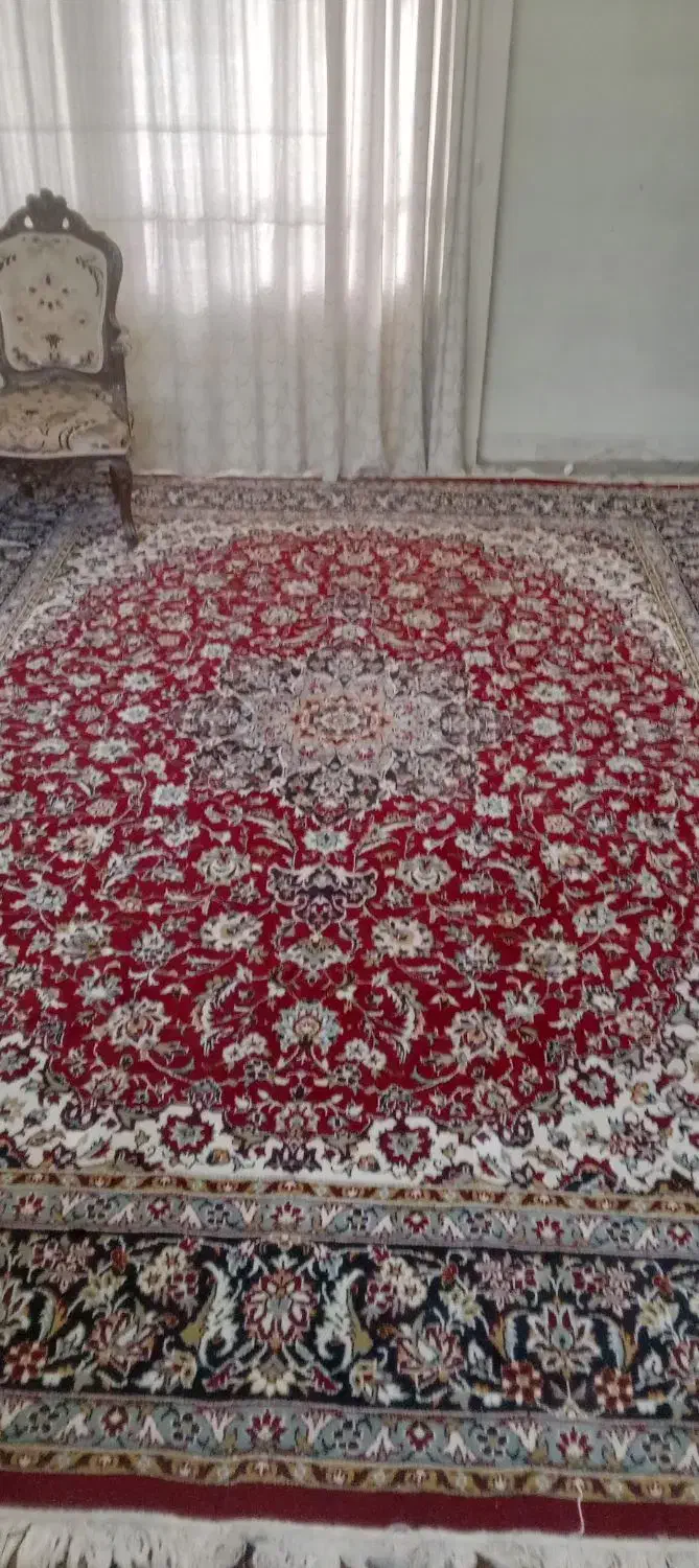 فرش دوازده متری ماشینی لاکی در حد نو|فرش|تهران, مدائن|دیوار