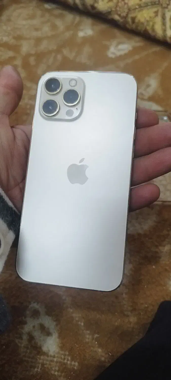 ۱۲ پرومکس|موبایل|شهرضا, |دیوار