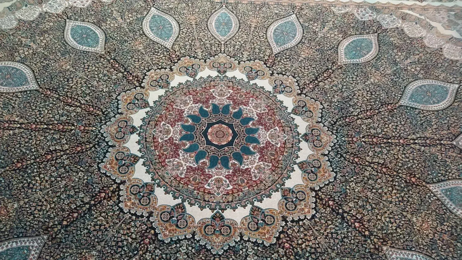 فرش۱۲ متری تک|فرش|سمنان, |دیوار