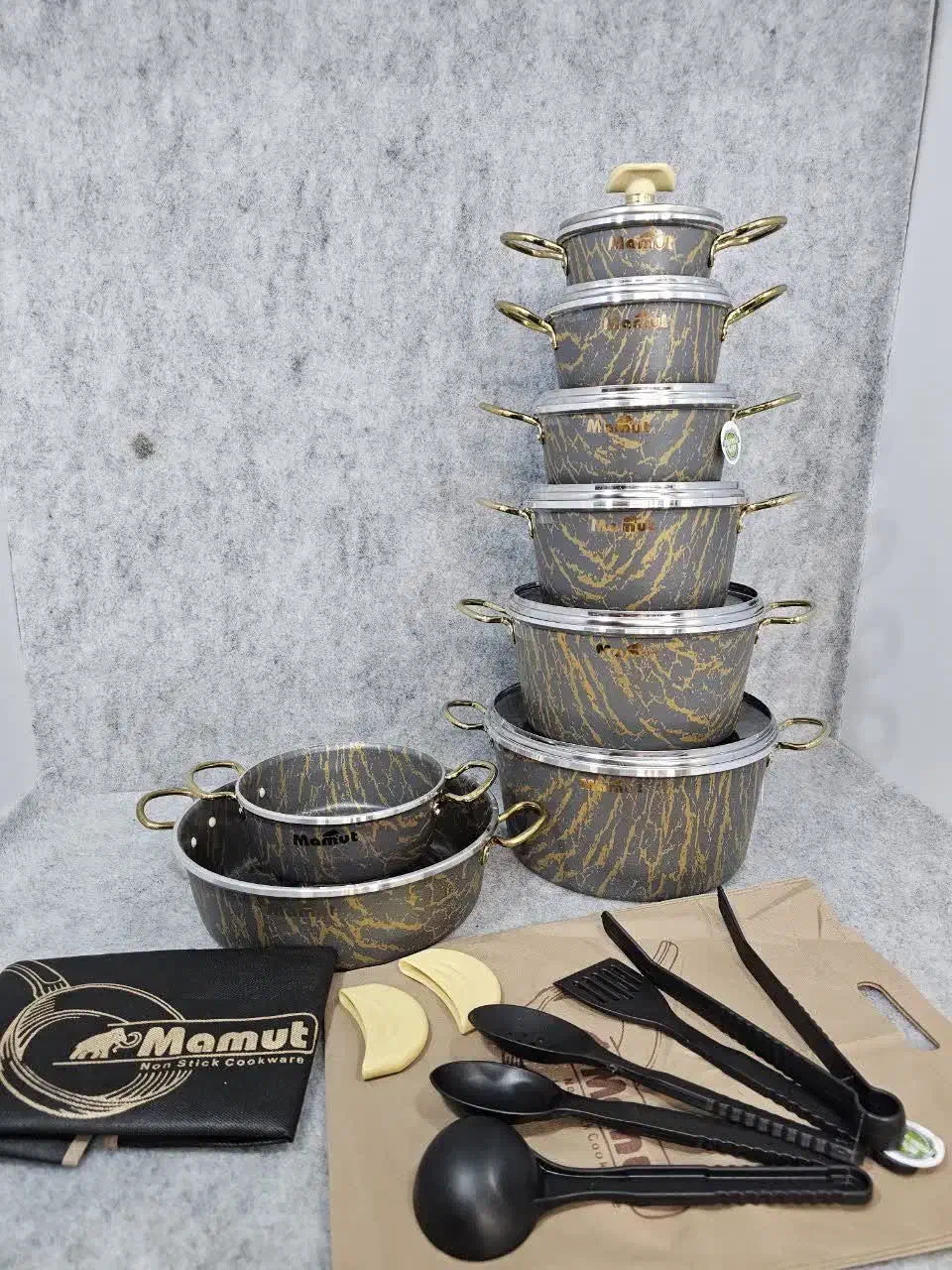 قابلمه ۲۱پارچه|ظروف پختوپز|ایلام, |دیوار