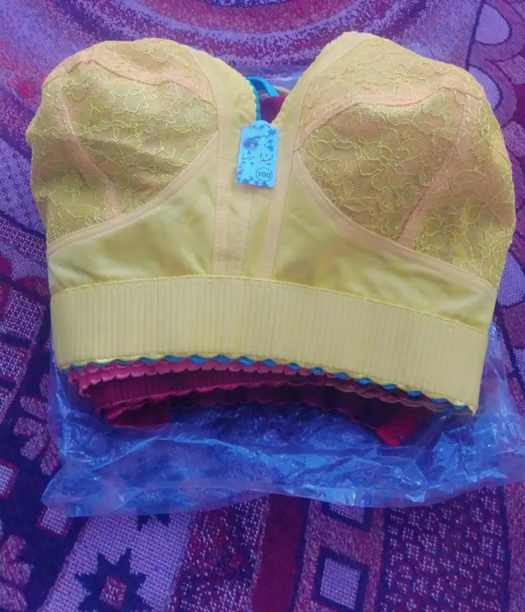 صـدف|لباس|میناب, |دیوار