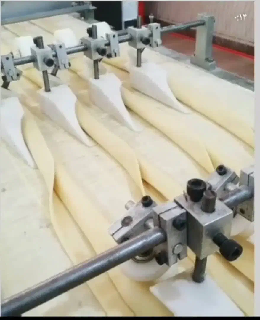 خط کامل پیراشکی|ماشین‌آلات صنعتی|تبریز, |دیوار