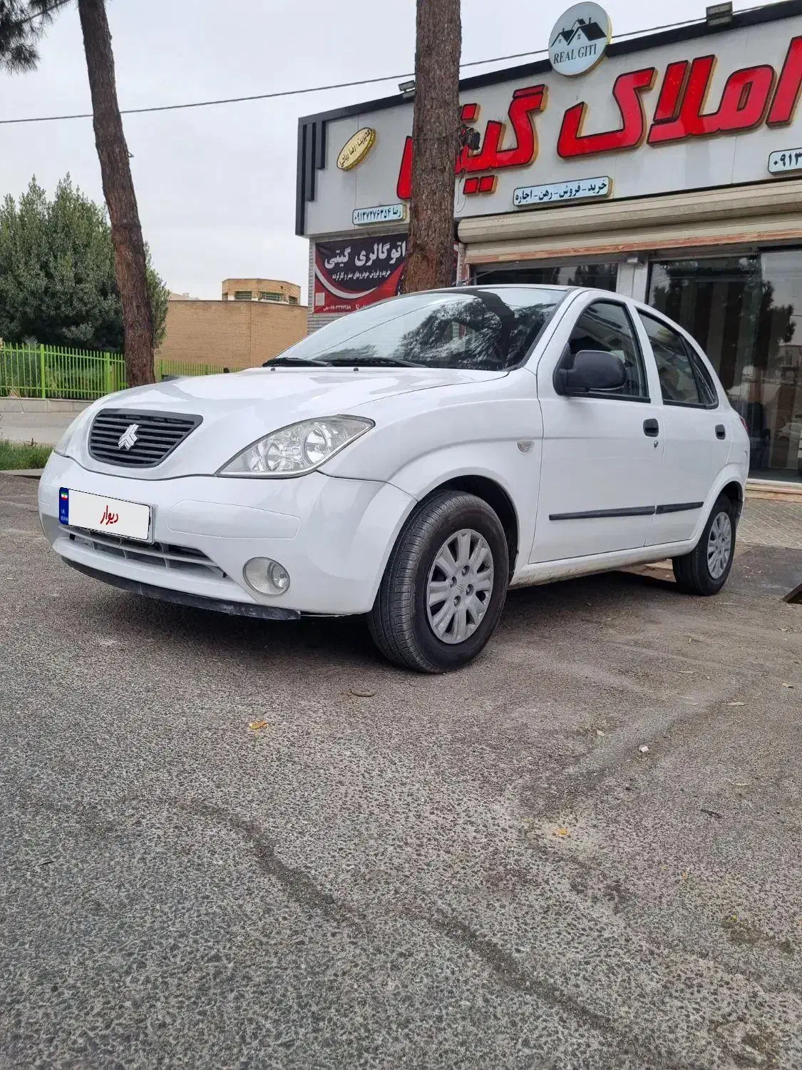 تیبا۲ مدل ۹۸|خودرو سواری و وانت|شاهینشهر, گزبرخوار|دیوار