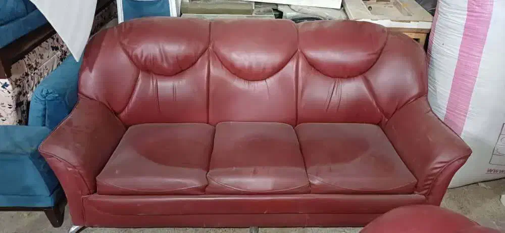 مبل چرم|مبلمان خانگی و میز عسلی|کرج, برغان|دیوار