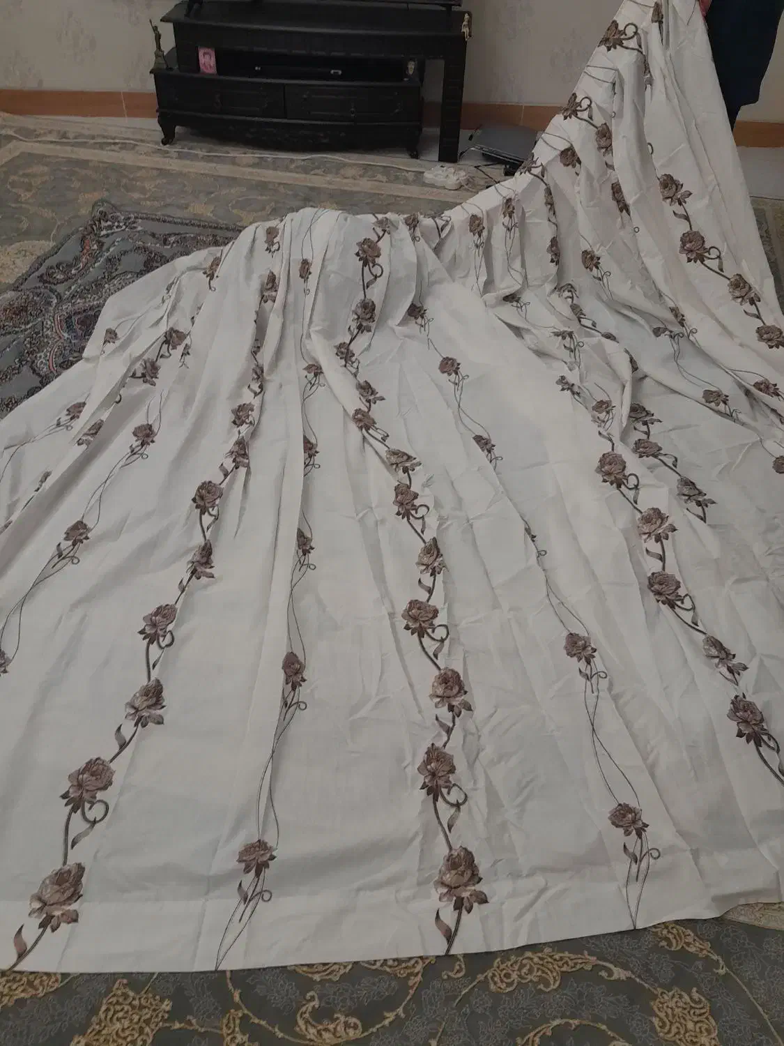 پرده  پارچه ترک ۳ در ۶ متر سالم سالم|پرده، رانر، رومیزی|اسلام‌شهر, مظفریه|دیوار