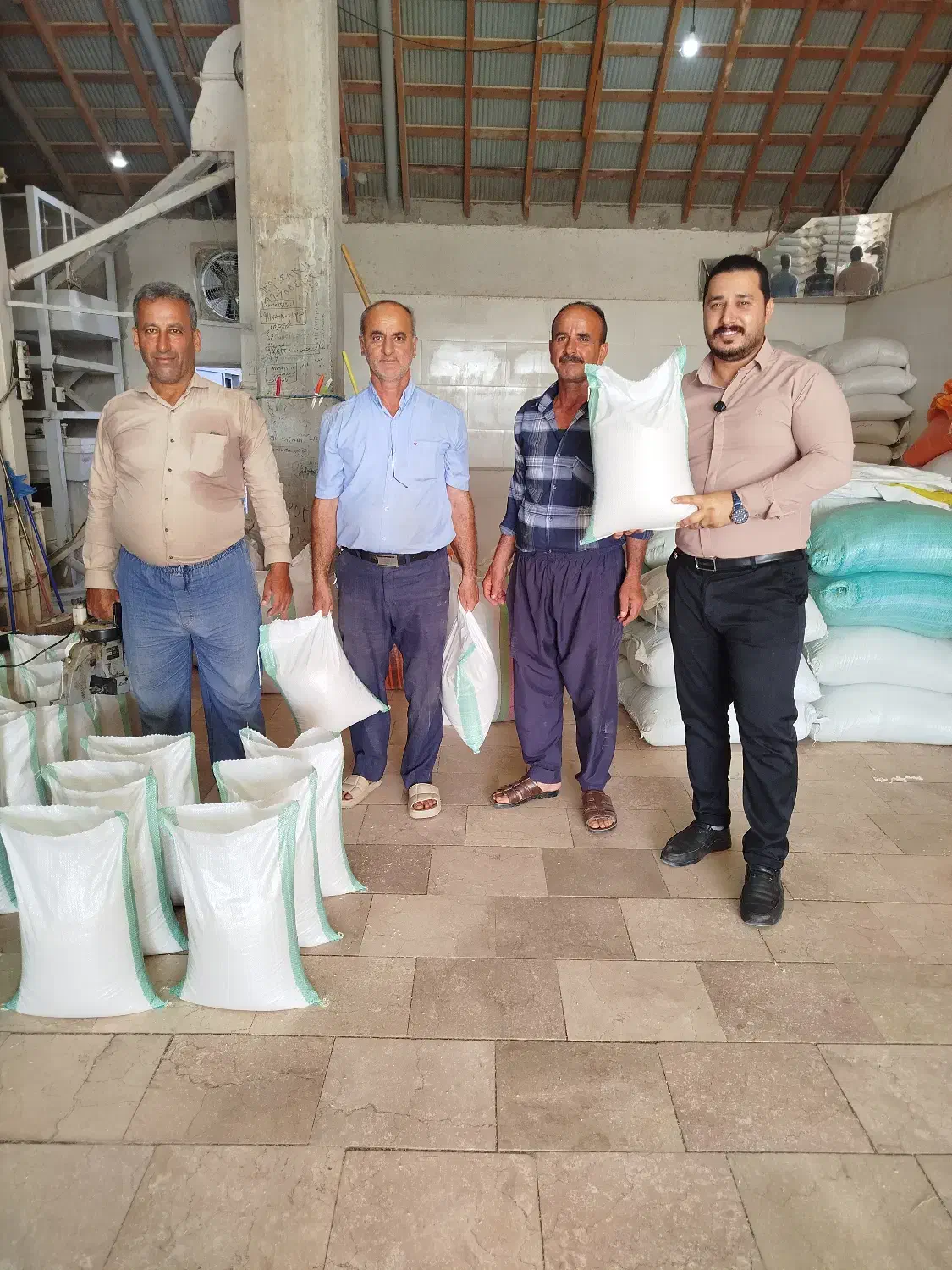 عرضه مستقیم وارسال برنج روستای گیلده آستانه اشرفیه|خوردنی و آشامیدنی|آستانه اشرفیه, |دیوار