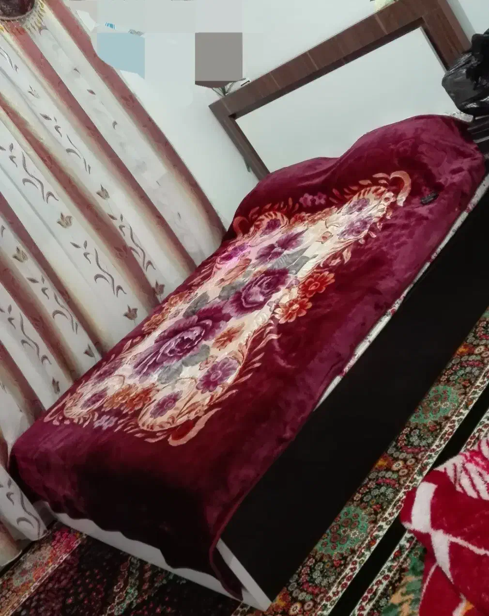 تخت خواب دو نفره تشک طبی|تخت و سرویس خواب|بانه, |دیوار