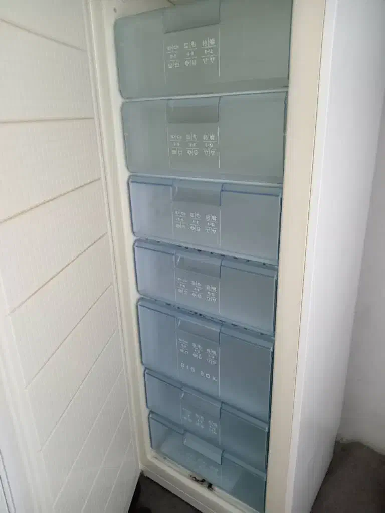 فریزر بوش هفت کشوی کارکرده بدون پوسیدگی|یخچال و فریزر|چالوس, |دیوار