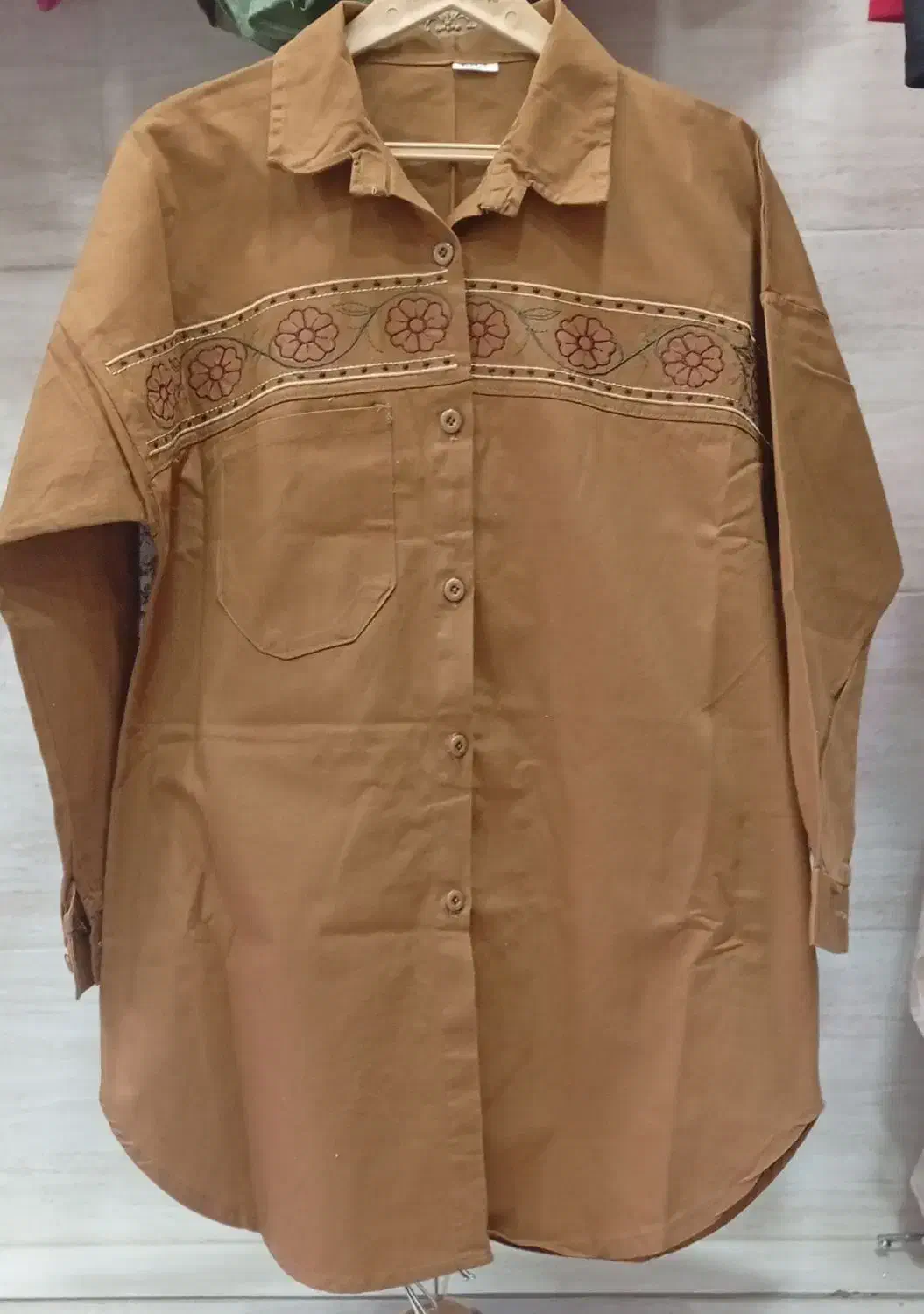 لباس زنانه و بچگانه|لباس|پیشوا, |دیوار