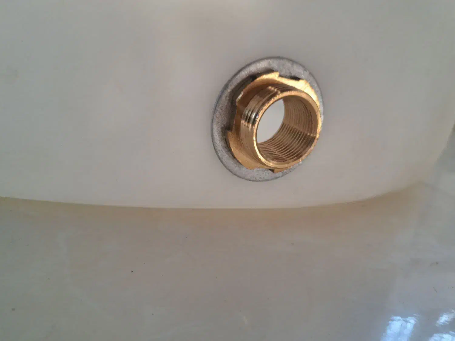 مخزن ۱۰۰۰ لیتری پلاستیکی نو ساخت ایران پاش|مصالح و تجهیزات ساختمان|ارومیه, |دیوار