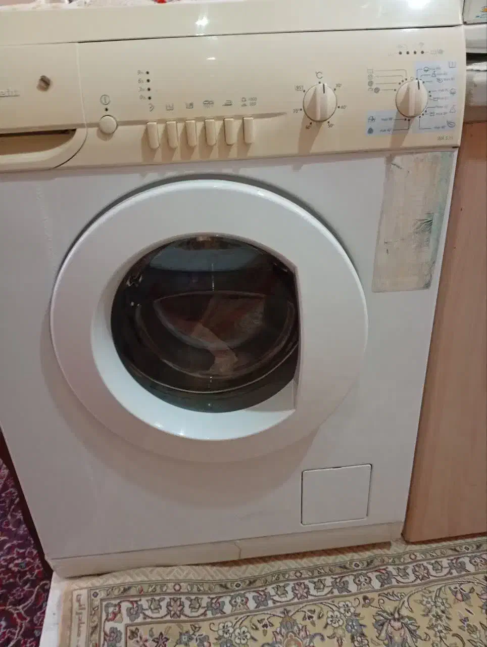 ماشین لباسشویی باکشنت ۷ کیلویی|ماشین لباسشویی و خشک‌کن لباس|کاشان, میدانگاه آقا|دیوار
