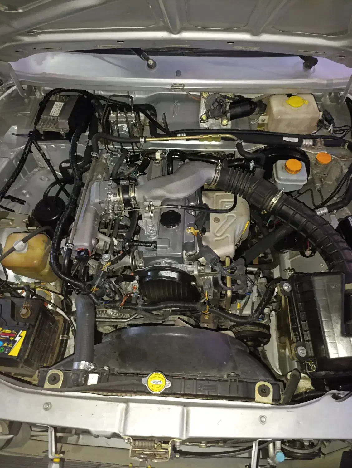 مزداوانت ژاپن مدل 92|خودرو سواری و وانت|اصفهان, فروردین|دیوار