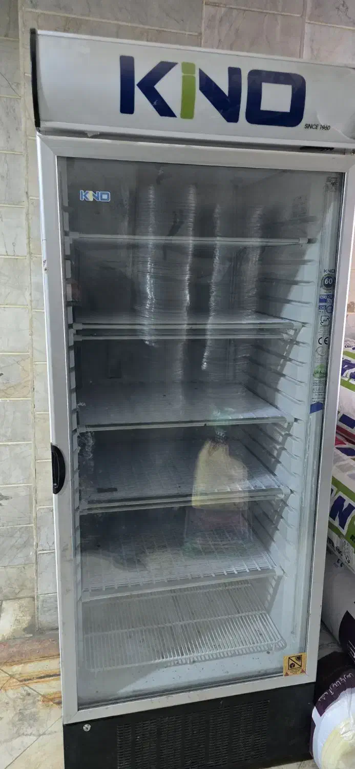 فریزر کینو ۸۰ سانت و وسایل رستوران و فست فود|کافی‌شاپ و رستوران|تهران, یافت آباد شمالی|دیوار