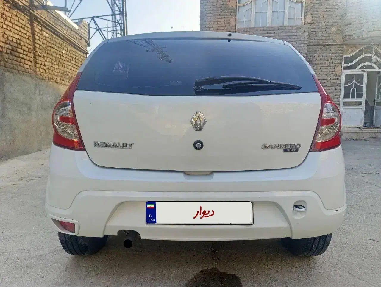 رنو ساندرو اتومات مدل ۹۵|خودرو سواری و وانت|مشهد, بهاران|دیوار