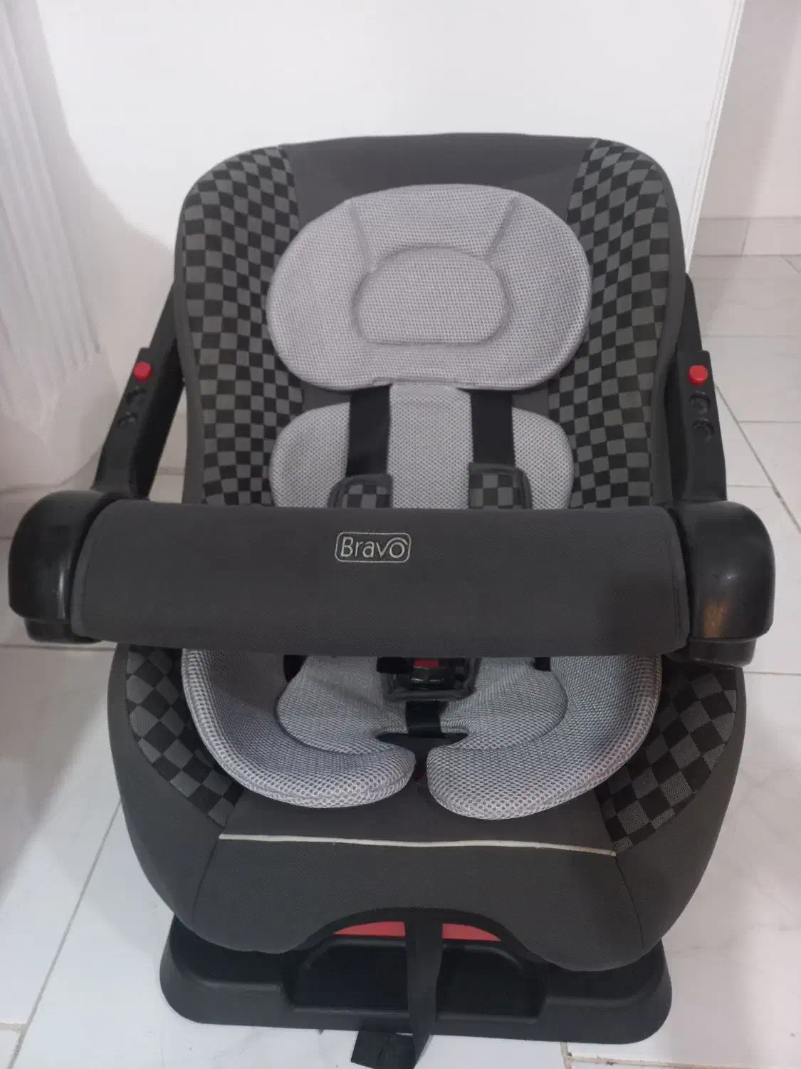 صندلی ماشین کودک|کالسکه و لوازم جانبی|رشت, دیلمان|دیوار